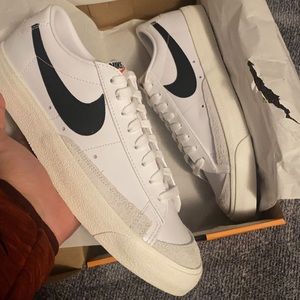Brand new Low Blazers